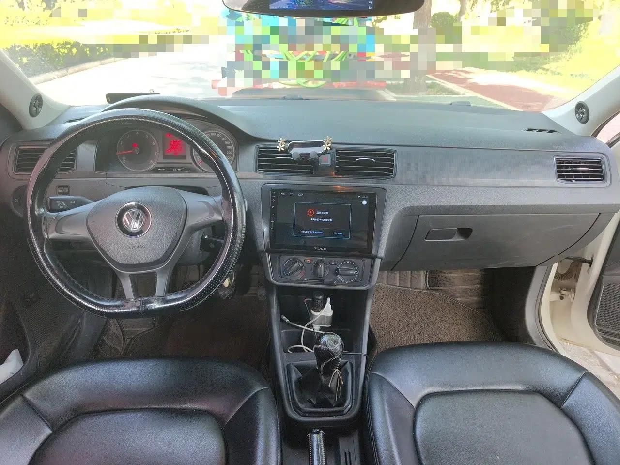 Volkswagen Santana 2016 1.4L Manual Fashion Edition — миниатюра 9