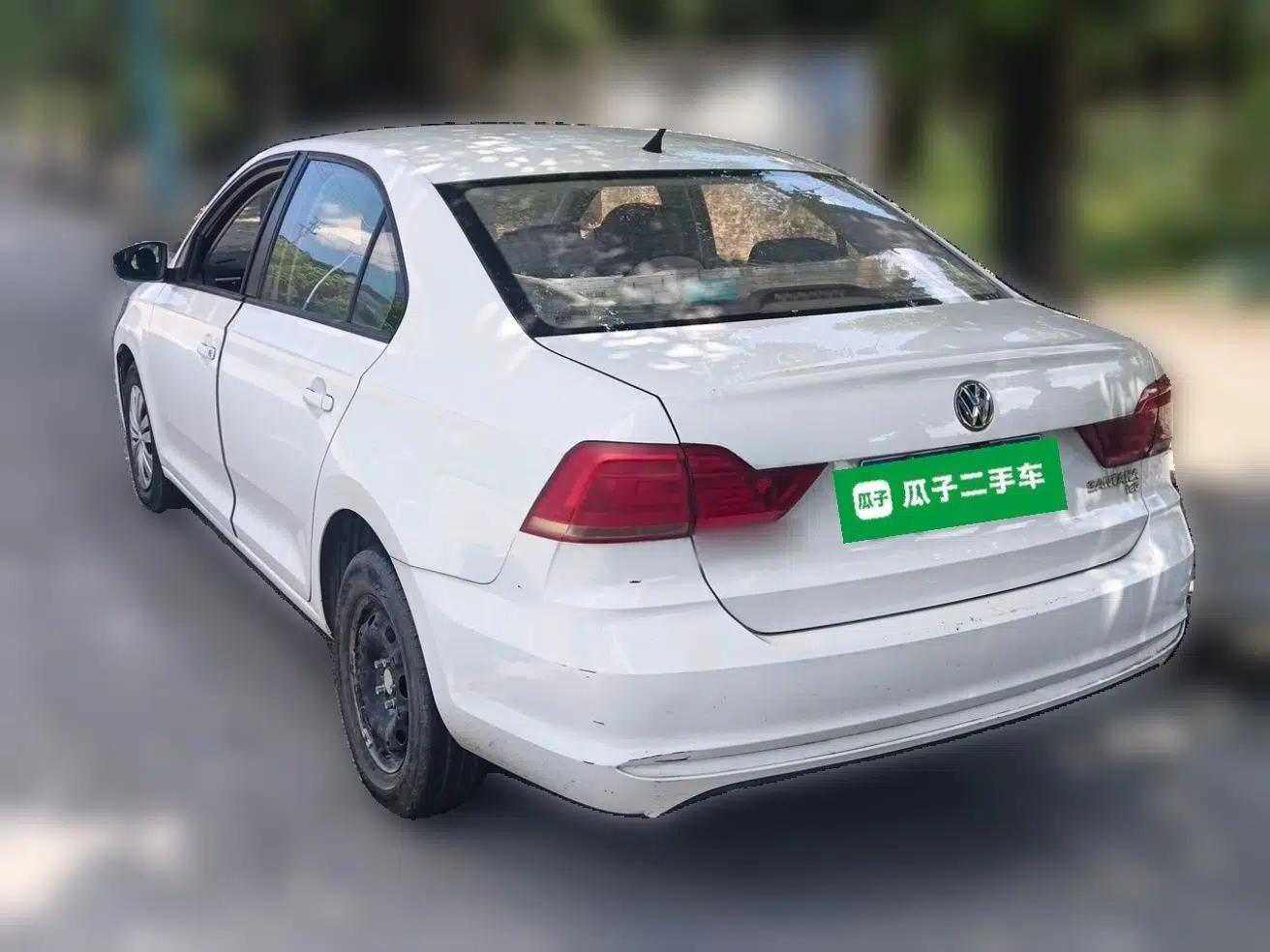 Volkswagen Santana 2016 1.6L Manual Fashion Edition — миниатюра 4