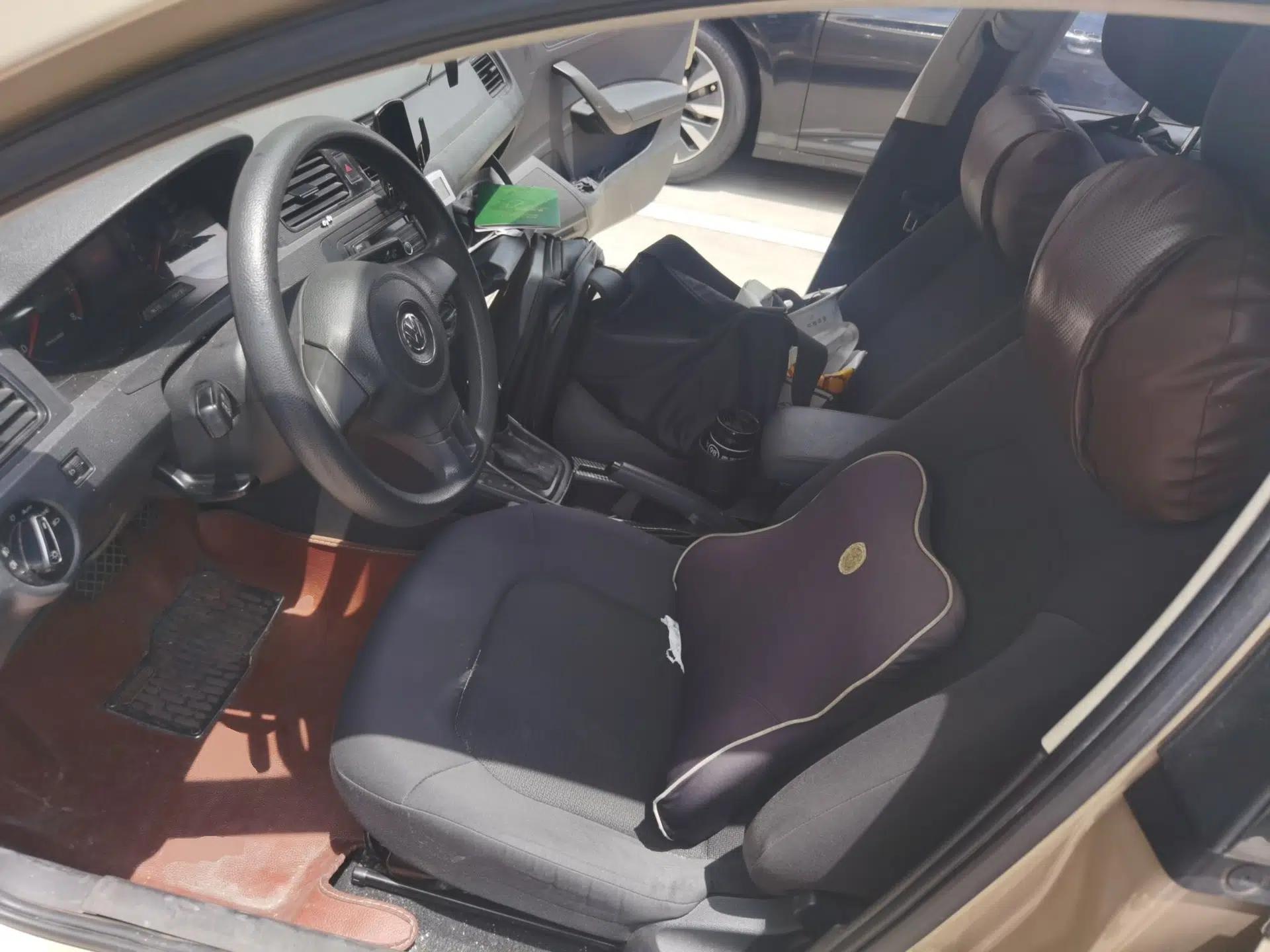 Volkswagen Santana 2013 1.6L Automatic Fashion Edition — миниатюра 15
