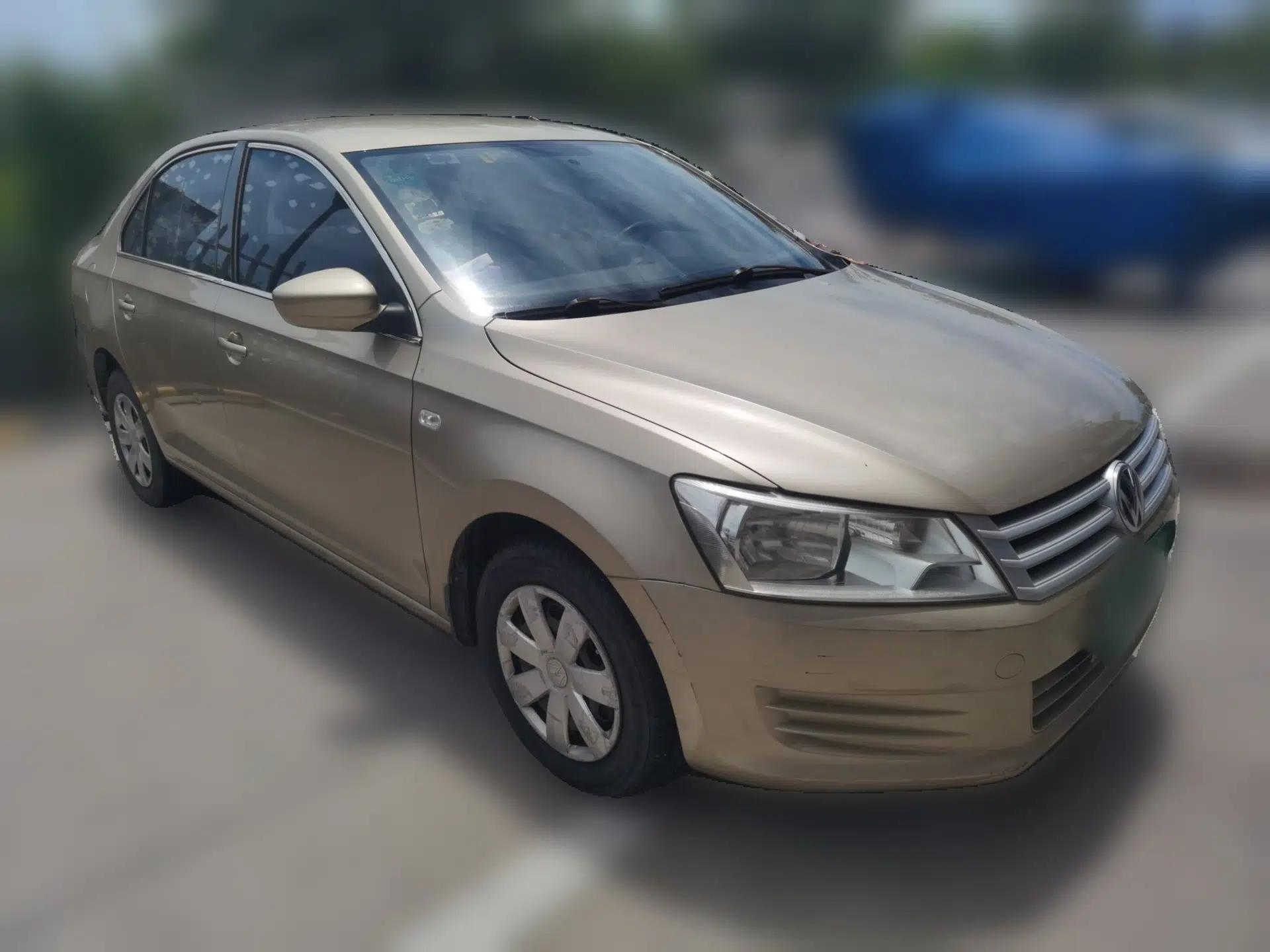 Volkswagen Santana 2013 1.6L Automatic Fashion Edition — миниатюра 3
