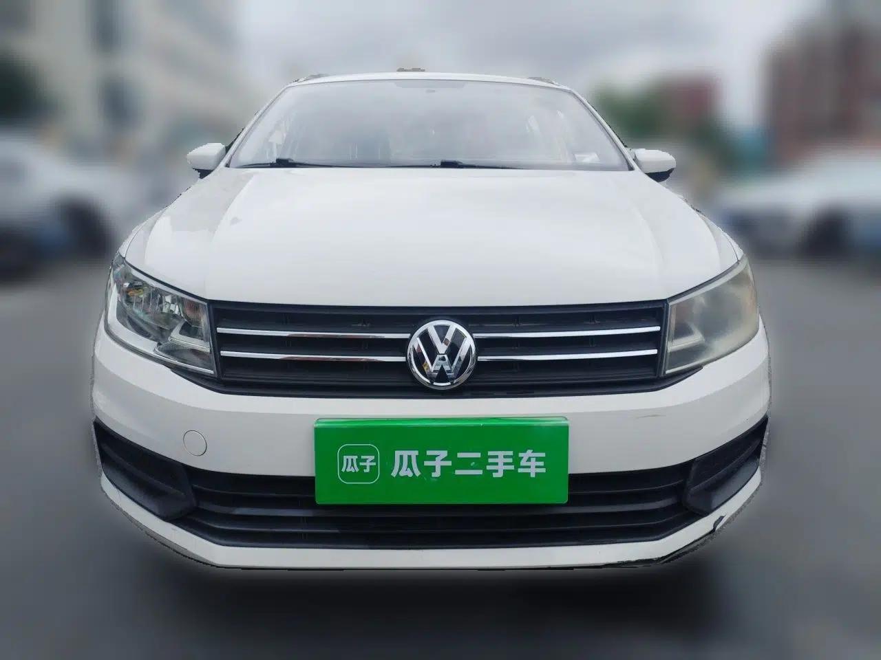 Volkswagen Santana 2017 HaoNa 1.4L Manual Fashion Edition — миниатюра 2