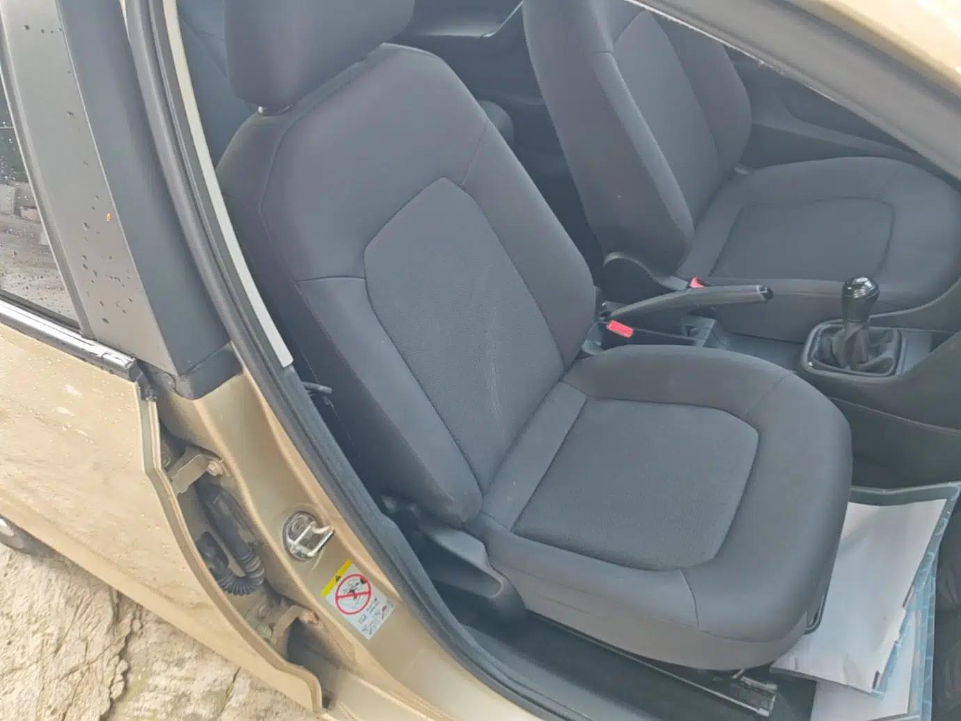Volkswagen Santana 2015 1.6L Manual Fashion Edition — миниатюра 19