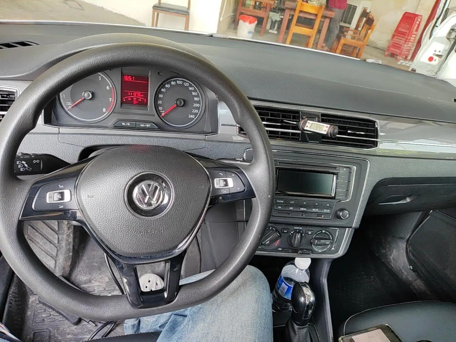 Volkswagen Santana 2016 1.6L Automatic Comfort Edition — миниатюра 12