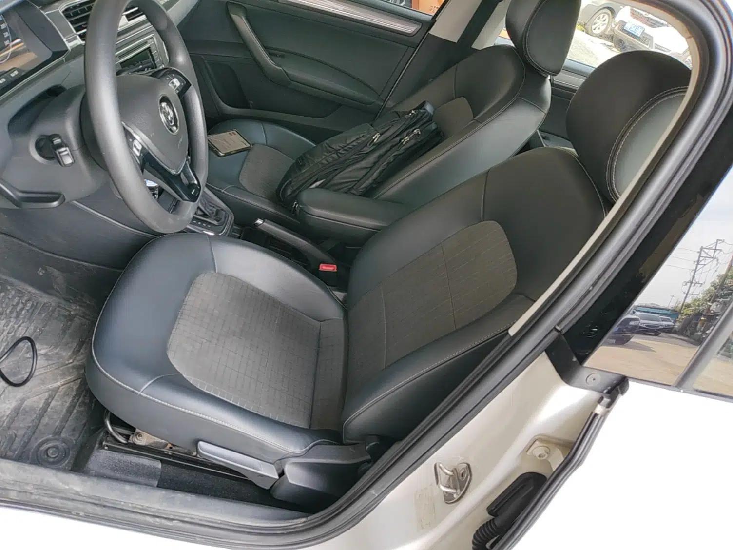 Volkswagen Santana 2016 1.6L Automatic Comfort Edition — миниатюра 17