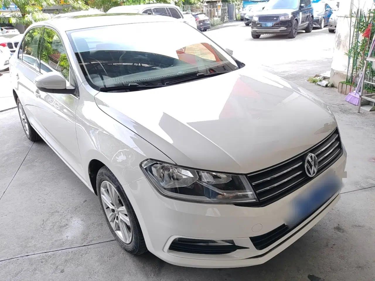 Volkswagen Santana 2016 1.6L Automatic Comfort Edition — миниатюра 3