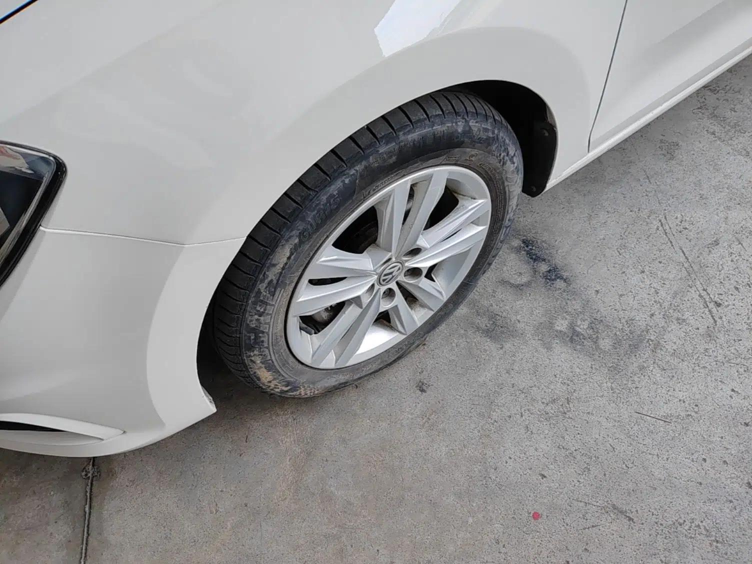 Volkswagen Santana 2016 1.6L Automatic Comfort Edition — миниатюра 10