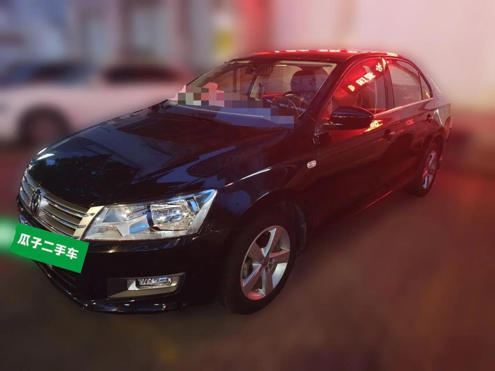 Volkswagen Santana 2016 1.6L Manual Comfort Edition — миниатюра 1