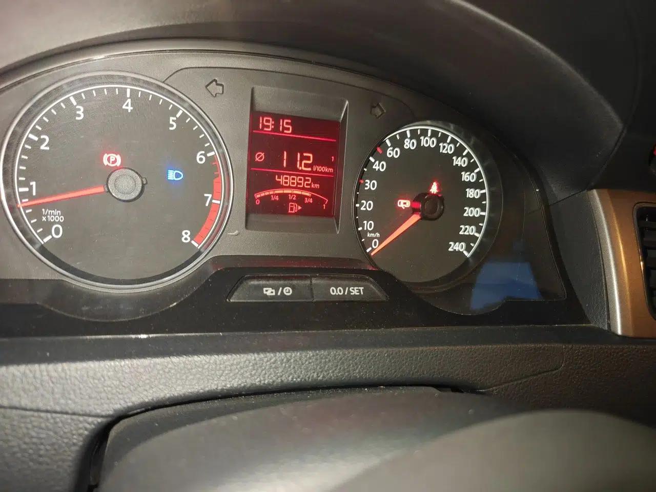 Volkswagen Santana 2016 1.6L Manual Comfort Edition — миниатюра 11