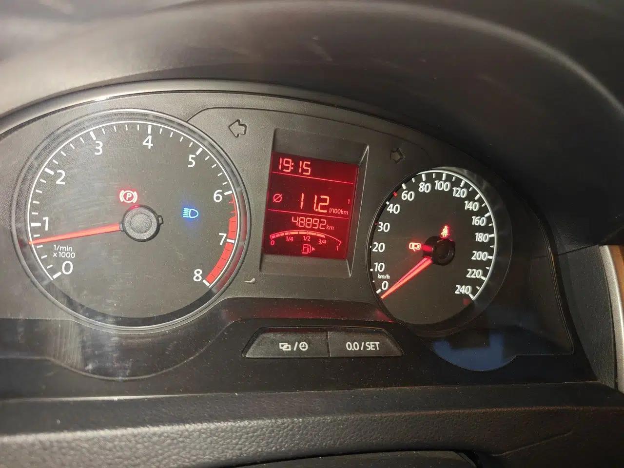 Volkswagen Santana 2016 1.6L Manual Comfort Edition — миниатюра 12