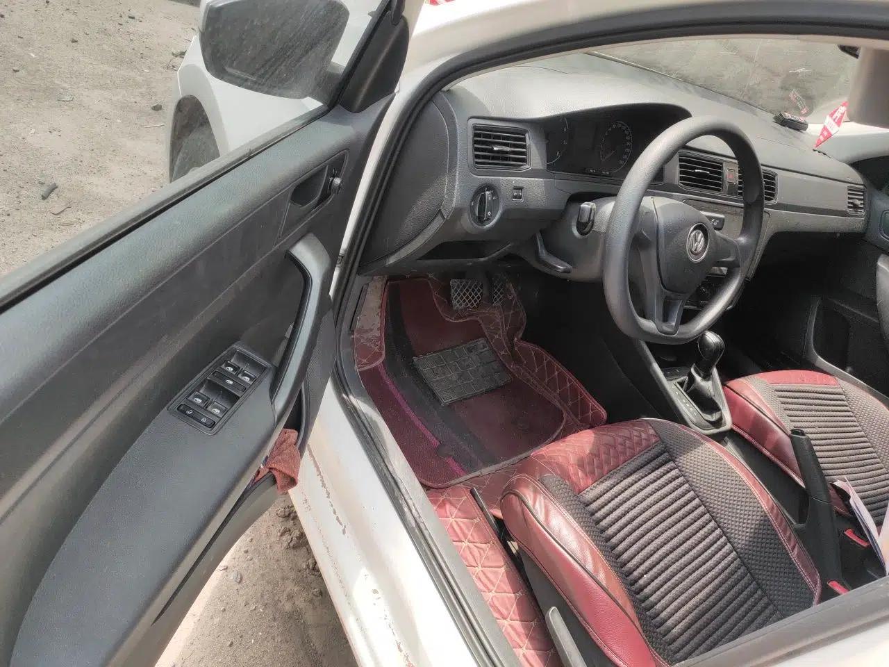 Volkswagen Santana 2021 1.5L Automatic Fashion Edition — миниатюра 16