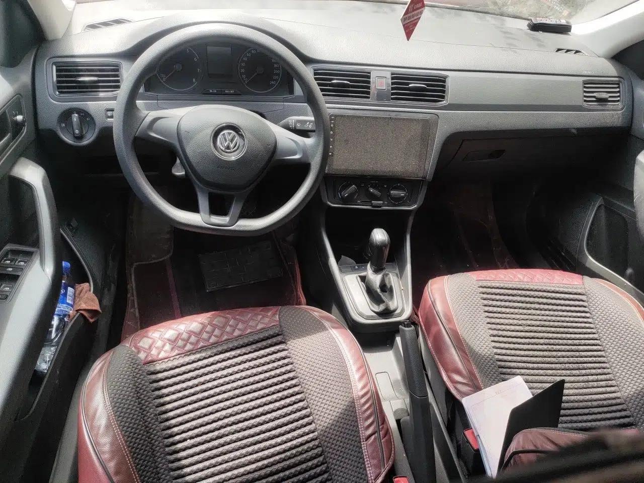 Volkswagen Santana 2021 1.5L Automatic Fashion Edition — миниатюра 9