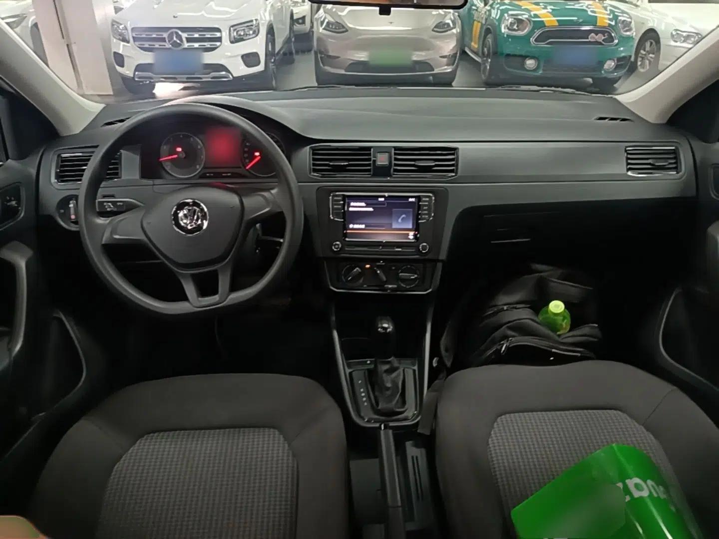 Volkswagen Santana 2021 1.5L Automatic Fashion Edition — миниатюра 17