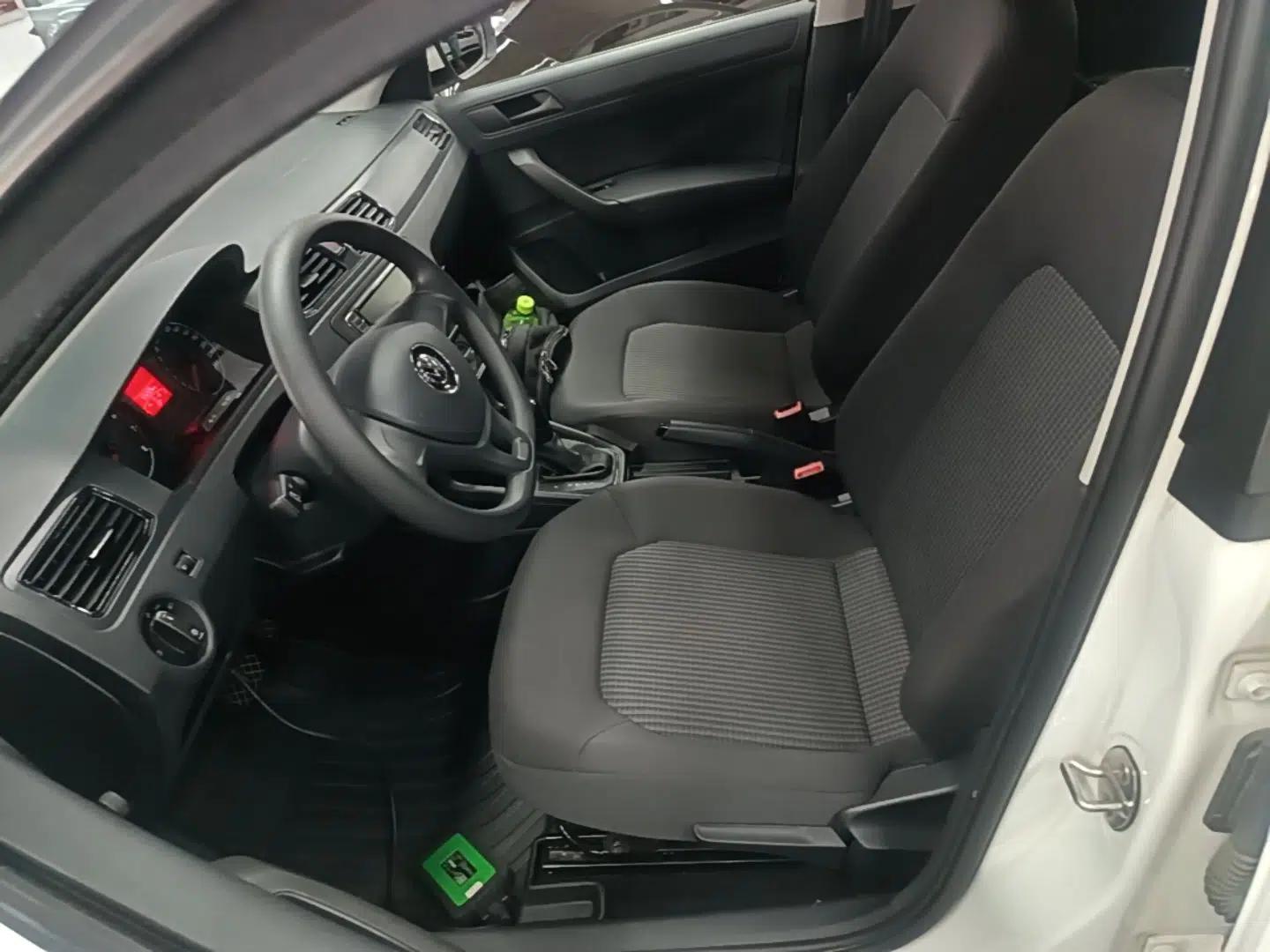 Volkswagen Santana 2021 1.5L Automatic Fashion Edition — миниатюра 22