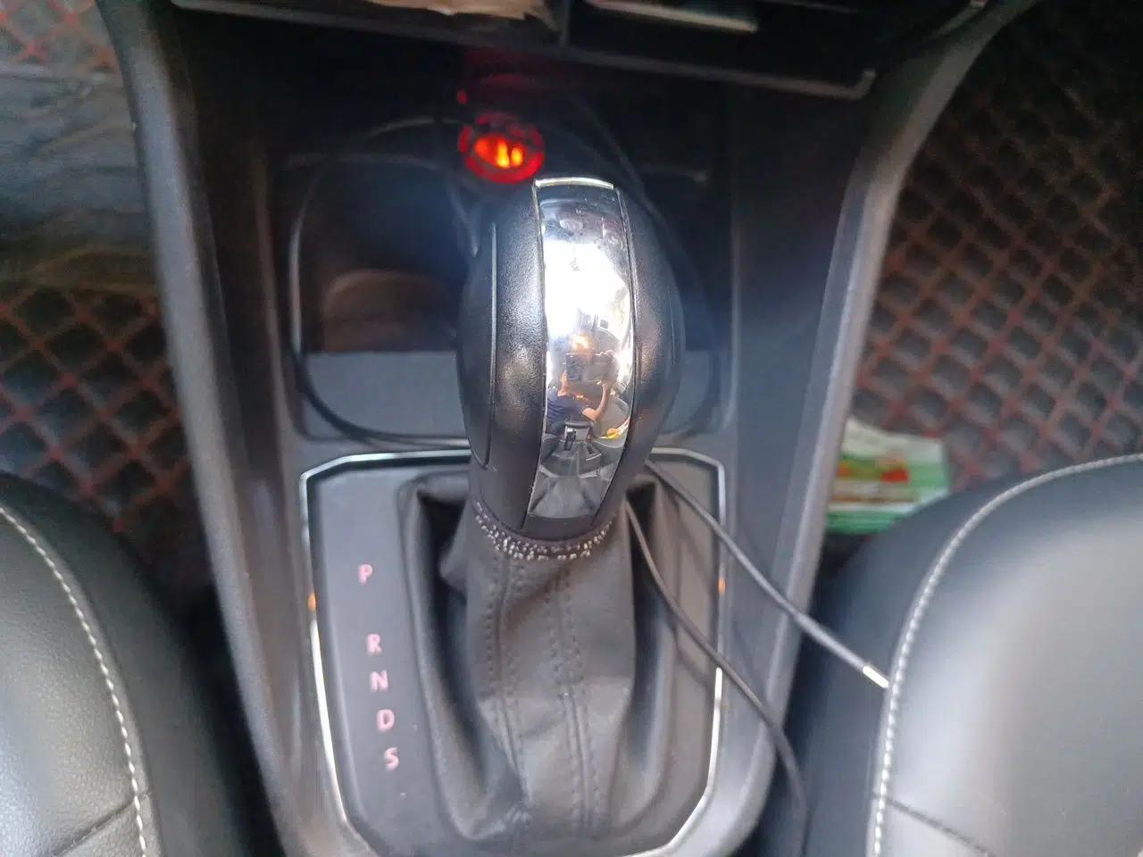 Volkswagen Santana 2016 1.6L Automatic Comfort Edition — миниатюра 14