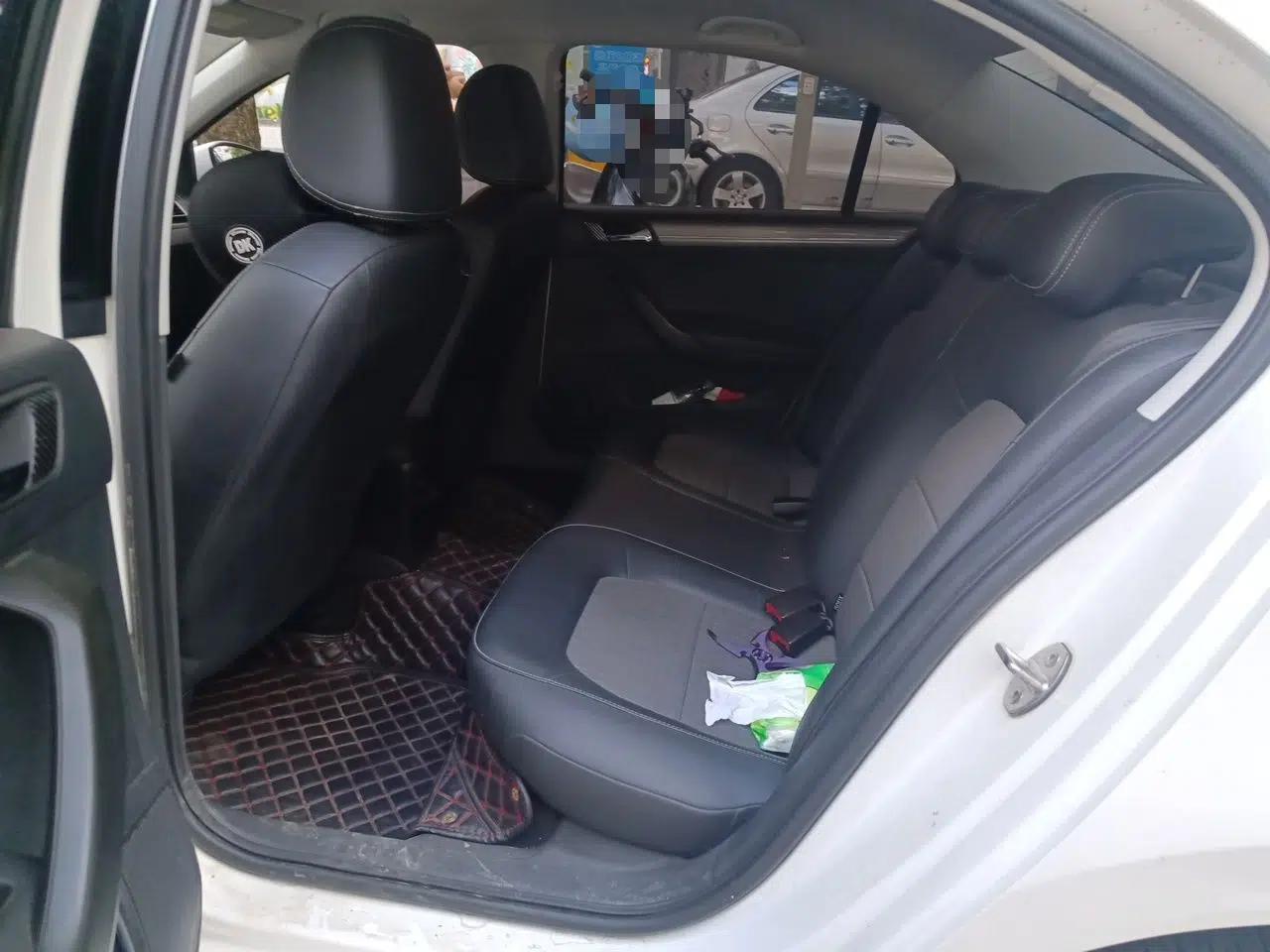 Volkswagen Santana 2016 1.6L Automatic Comfort Edition — миниатюра 17