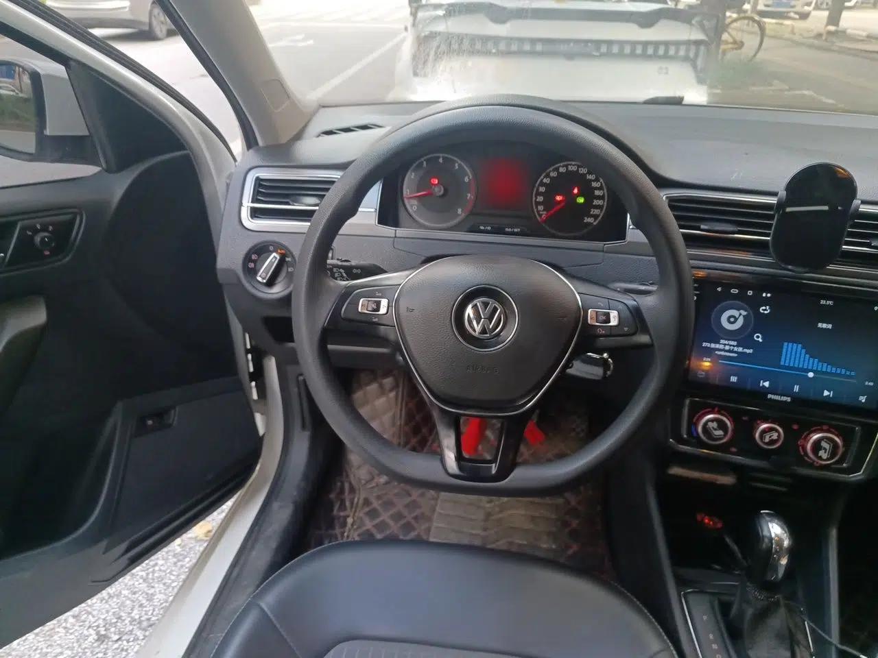 Volkswagen Santana 2016 1.6L Automatic Comfort Edition — миниатюра 10