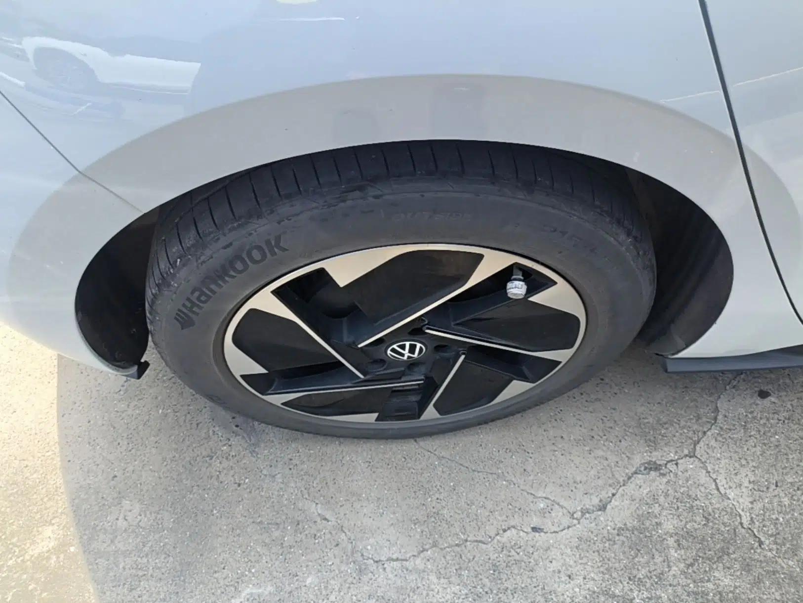 Volkswagen ID.3 2023 Pure Smart Edition — миниатюра 11