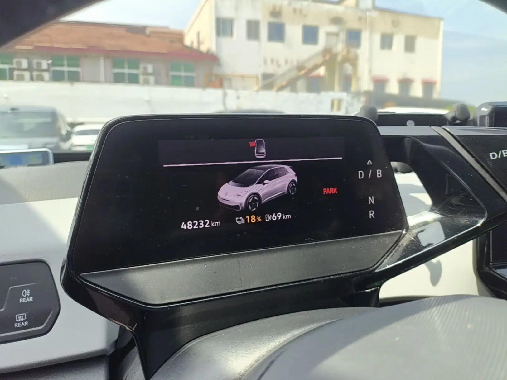 Volkswagen ID.3 2023 Pure Smart Edition — миниатюра 14