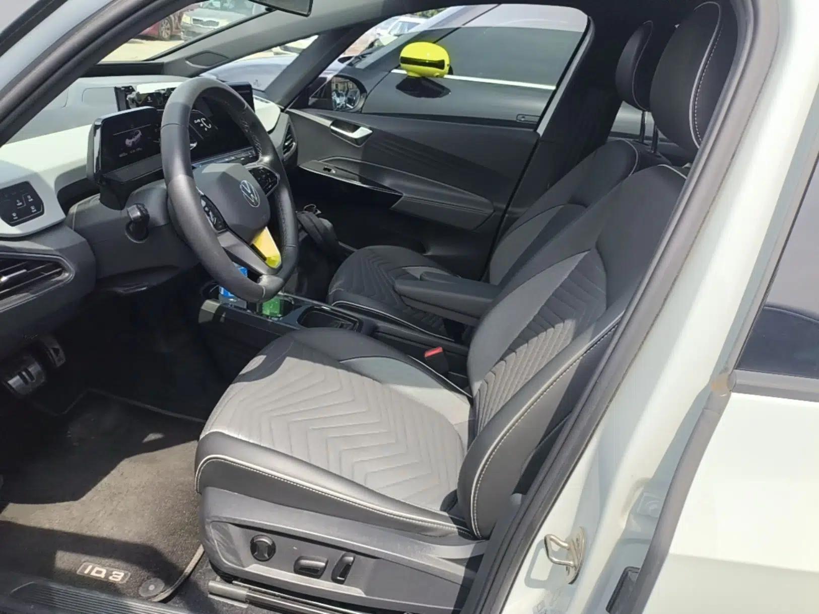 Volkswagen ID.3 2023 Pure Smart Edition — миниатюра 17