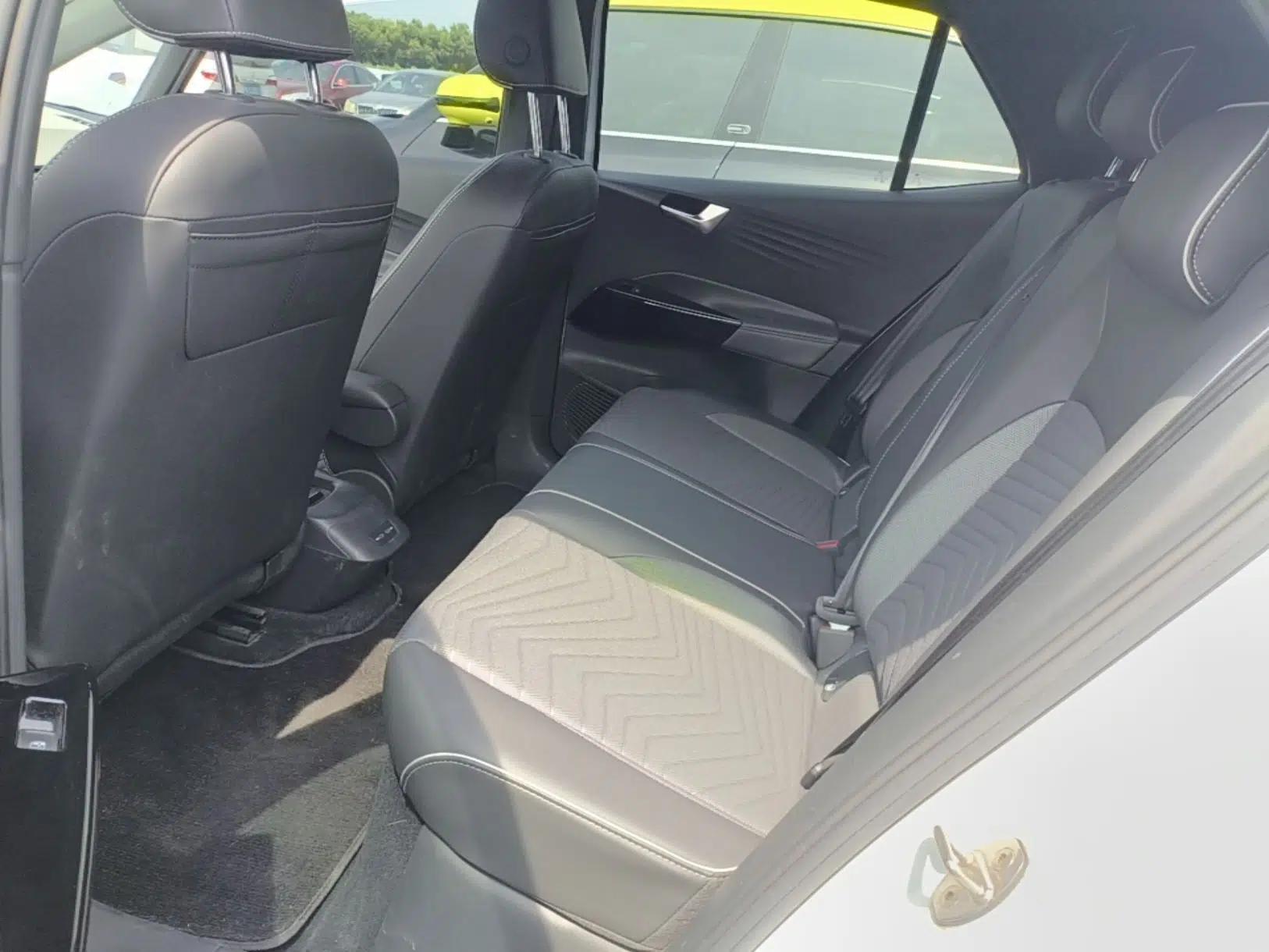 Volkswagen ID.3 2023 Pure Smart Edition — миниатюра 20