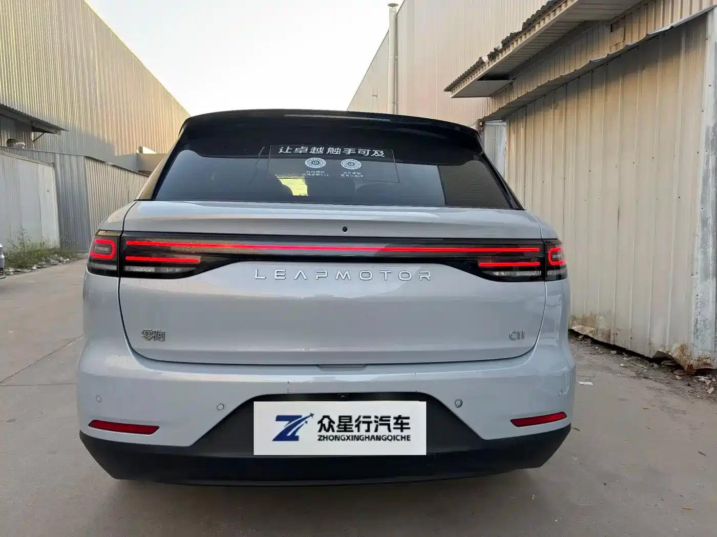 Leapmotor C11 2026 Pure Electric 640 LiDAR Smart Edition — миниатюра 2