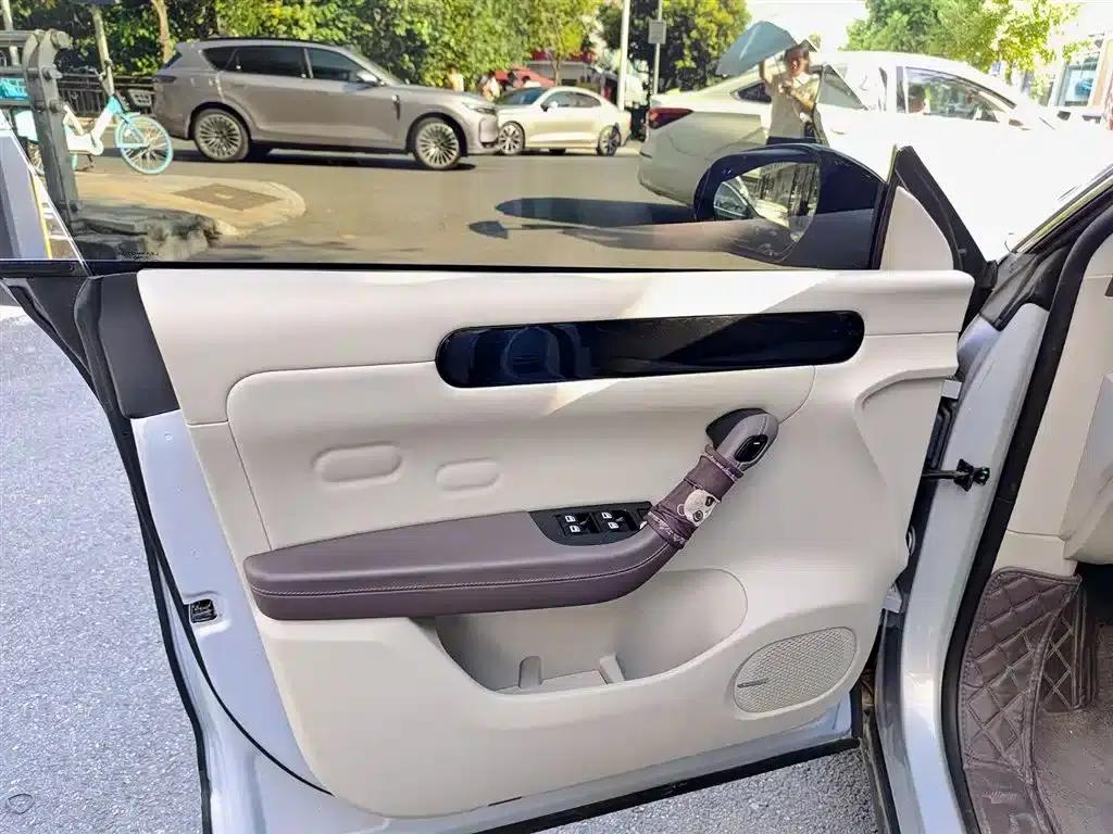 Leapmotor C11 2023 Range Extended 285 Comfort Edition — миниатюра 6