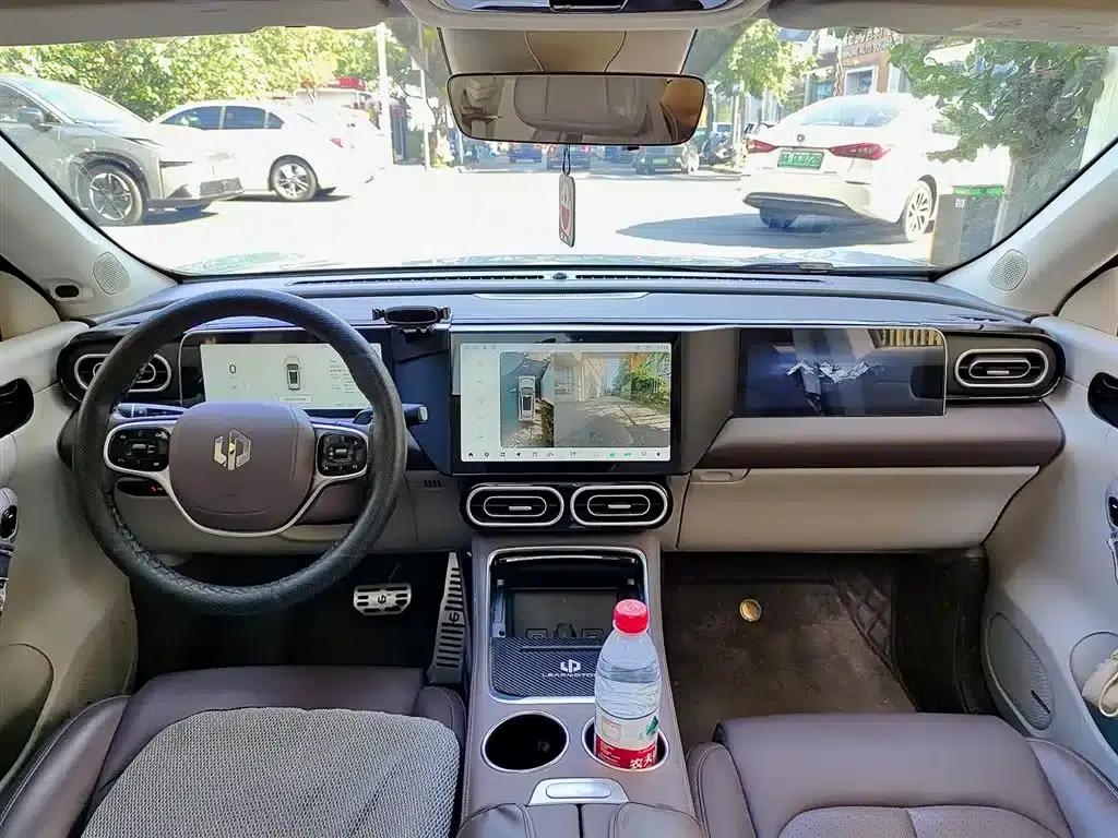 Leapmotor C11 2023 Range Extended 285 Comfort Edition — миниатюра 10