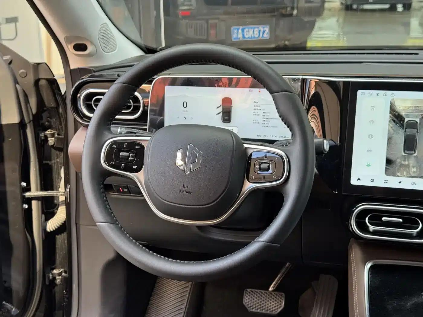 Leapmotor C11 2023 Range Extended Comfort Edition — миниатюра 13