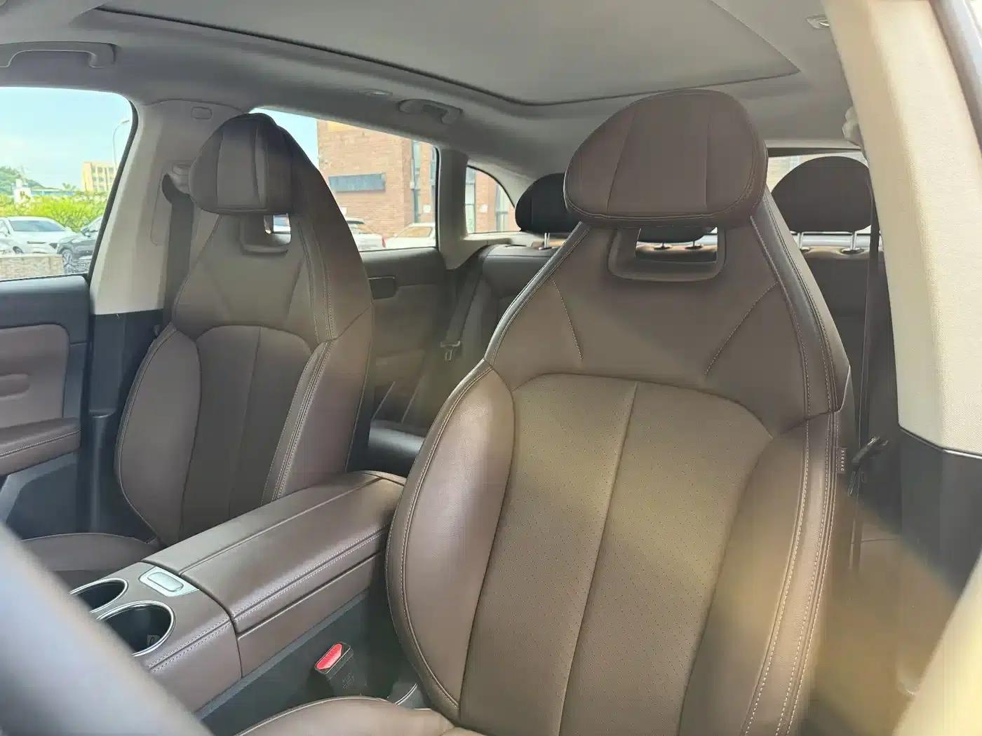 Leapmotor C11 2023 Range Extended Comfort Edition — миниатюра 17