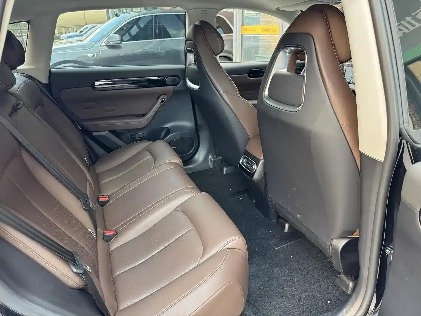 Leapmotor C11 2023 Range Extended Comfort Edition — миниатюра 18