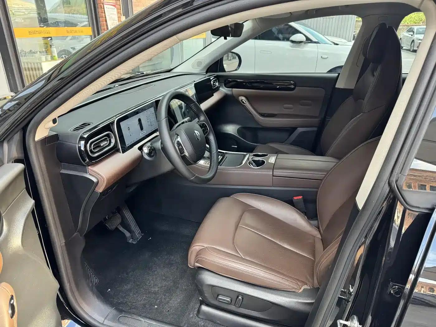 Leapmotor C11 2023 Range Extended Comfort Edition — миниатюра 8