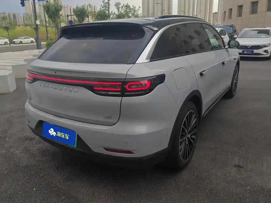 Leapmotor C11 2026 Pure Electric 640 LiDAR Smart Edition — миниатюра 3