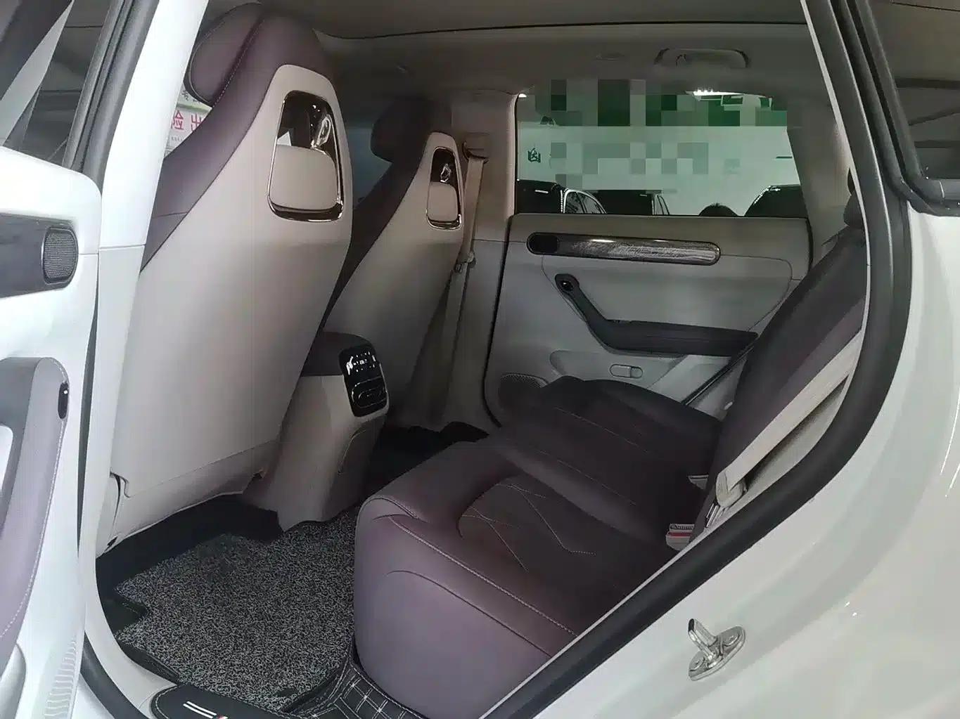 Leapmotor C11 2024 Range Extended 300 Premium Edition — миниатюра 6