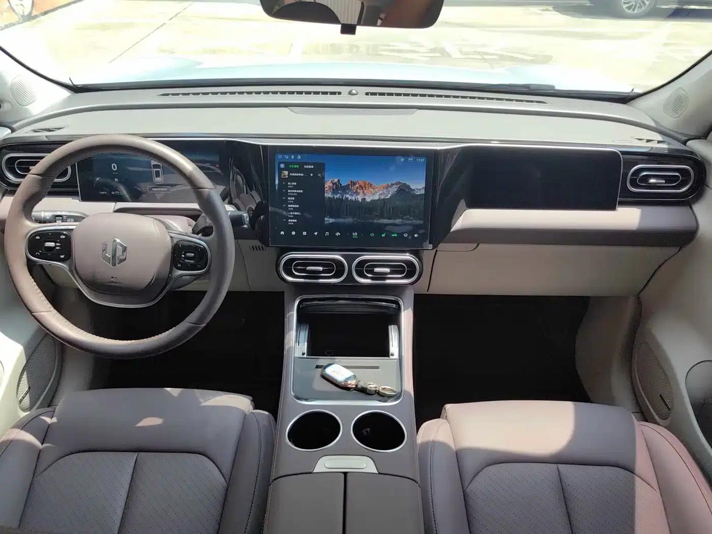 Leapmotor C11 2023 Pure Electric 500 Comfort Edition — миниатюра 5