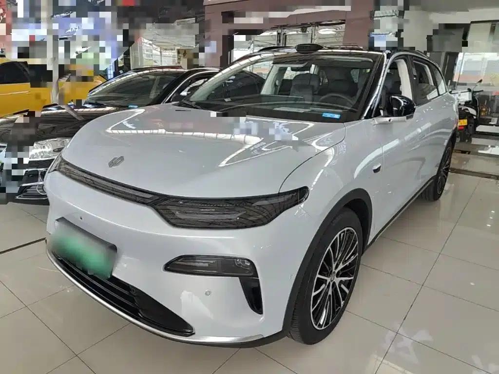 Leapmotor C11 2026 Pure Electric 640 LiDAR Smart Edition — миниатюра 1