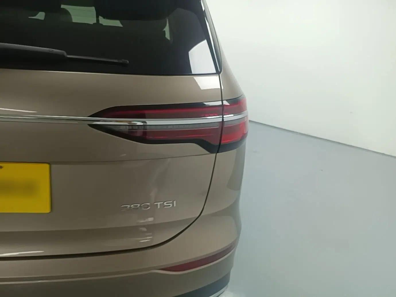 Volkswagen Viloran 2020 380TSI Prestige Edition — миниатюра 9