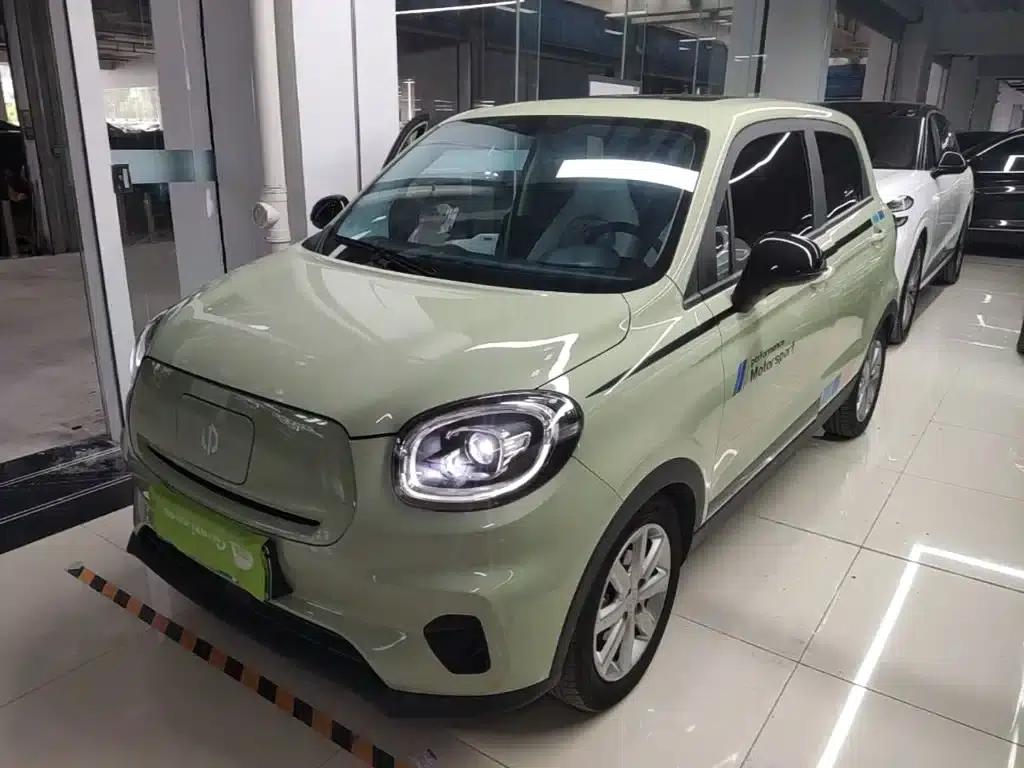 Leapmotor T03 2022 Gold Edition — миниатюра 2