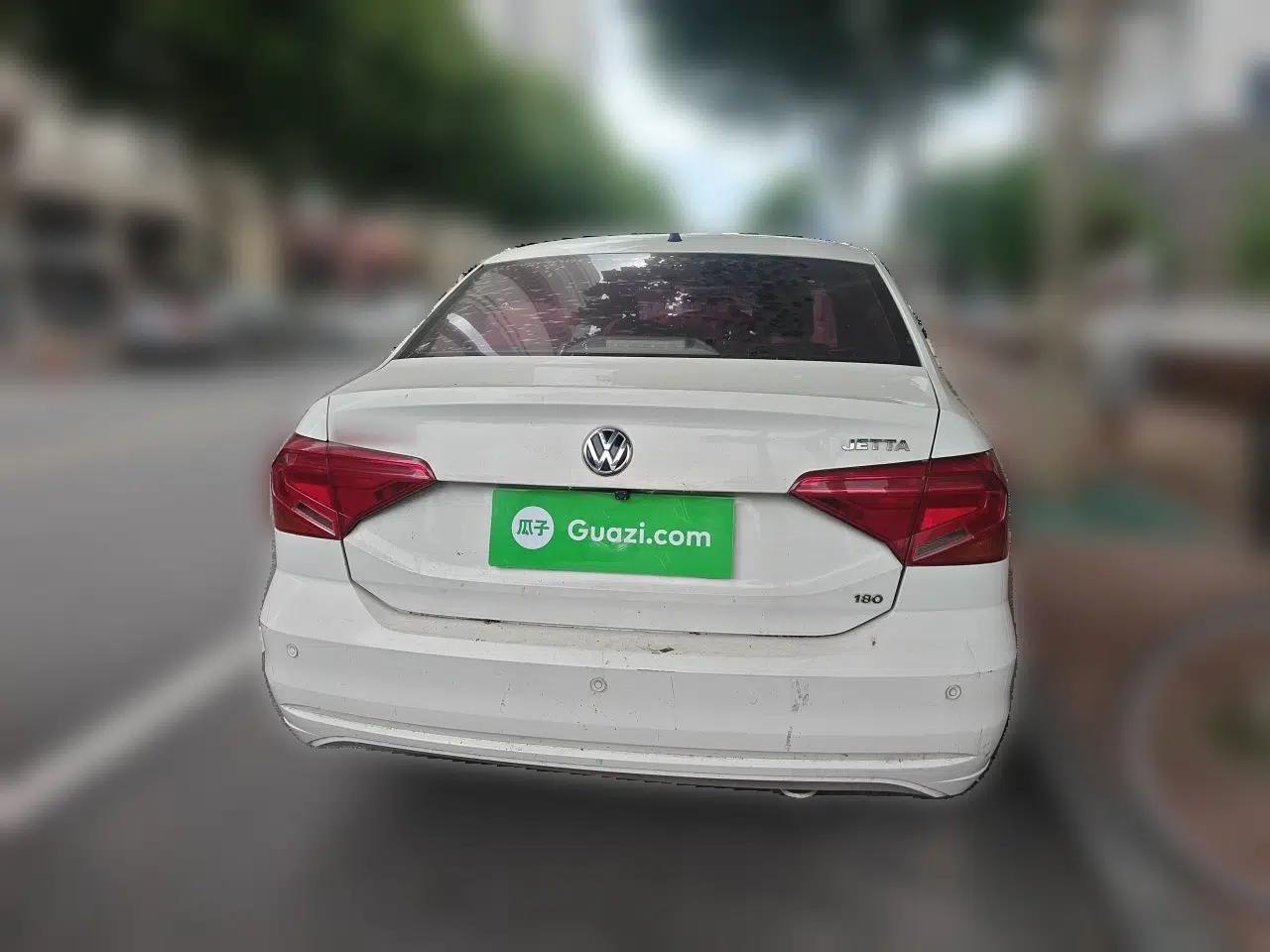 Volkswagen Jetta 2017 1.5L Automatic Fashion Model — миниатюра 5