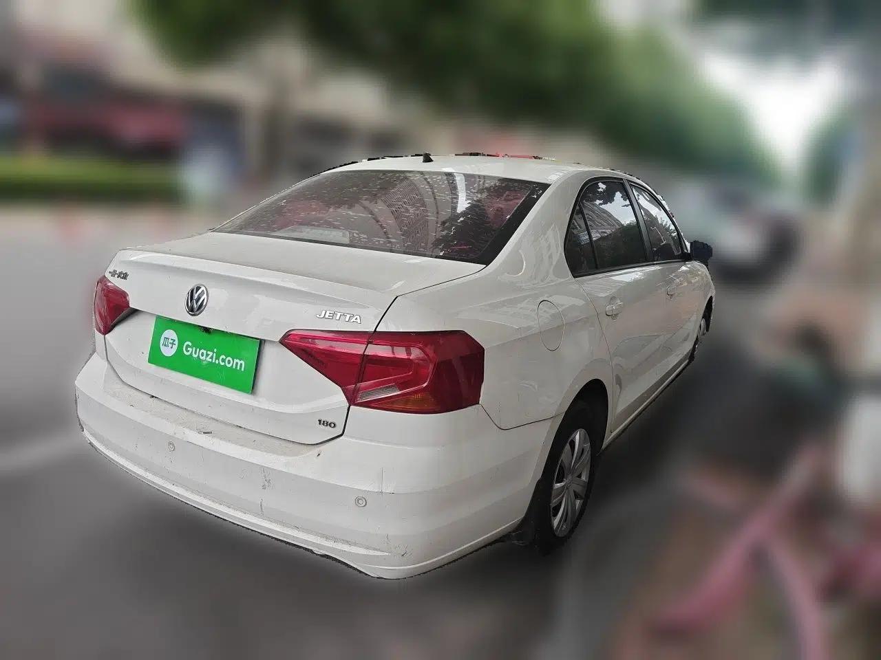 Volkswagen Jetta 2017 1.5L Automatic Fashion Model — миниатюра 6