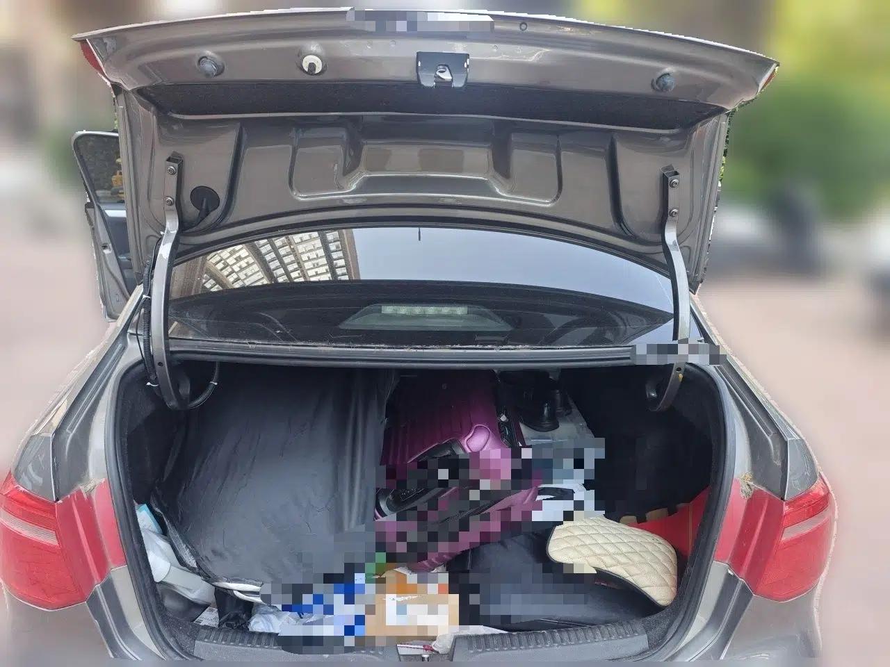 Volkswagen Jetta 2015 1.4L Manual Comfort Model — миниатюра 19