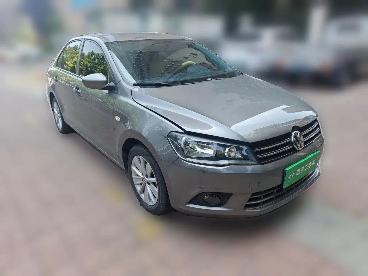 Volkswagen Jetta 2015 1.4L Manual Comfort Model — миниатюра 3