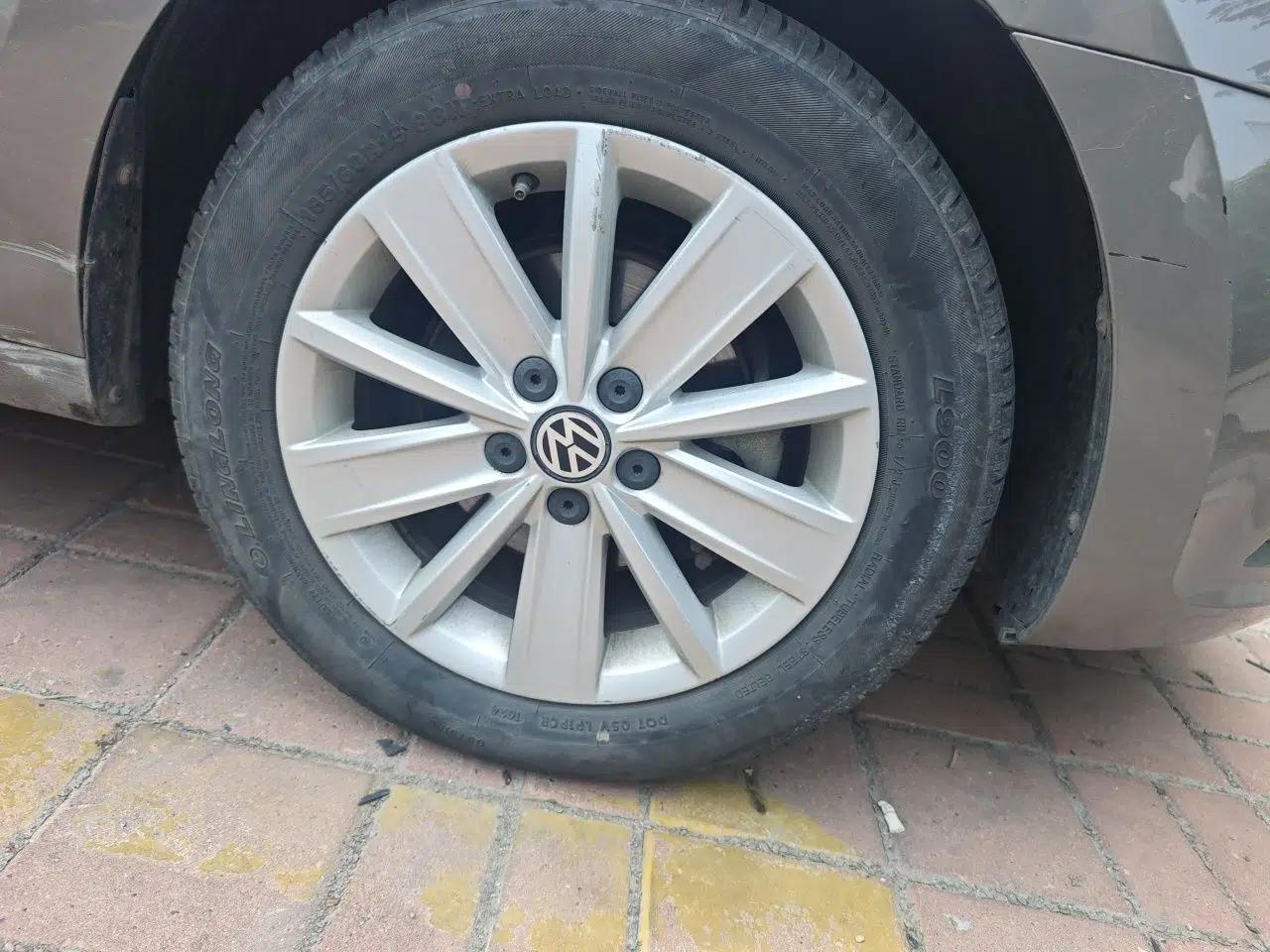 Volkswagen Jetta 2015 1.4L Manual Comfort Model — миниатюра 8