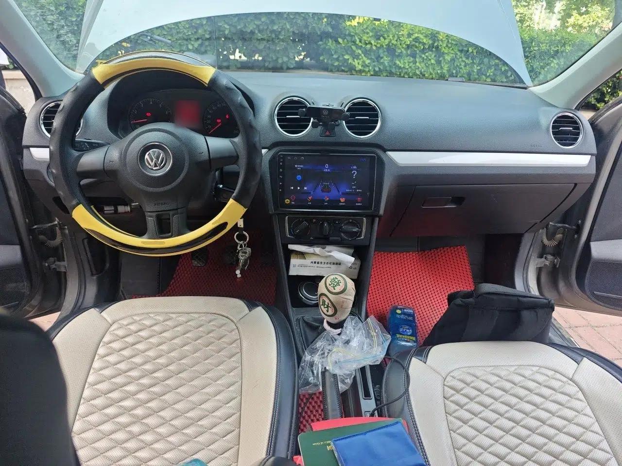 Volkswagen Jetta 2015 1.4L Manual Comfort Model — миниатюра 9
