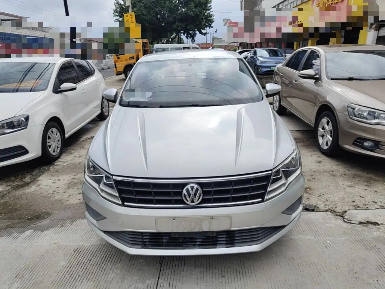 Volkswagen Jetta 2019 Dream Edition 1.5L Automatic Fashionable Version — миниатюра 2