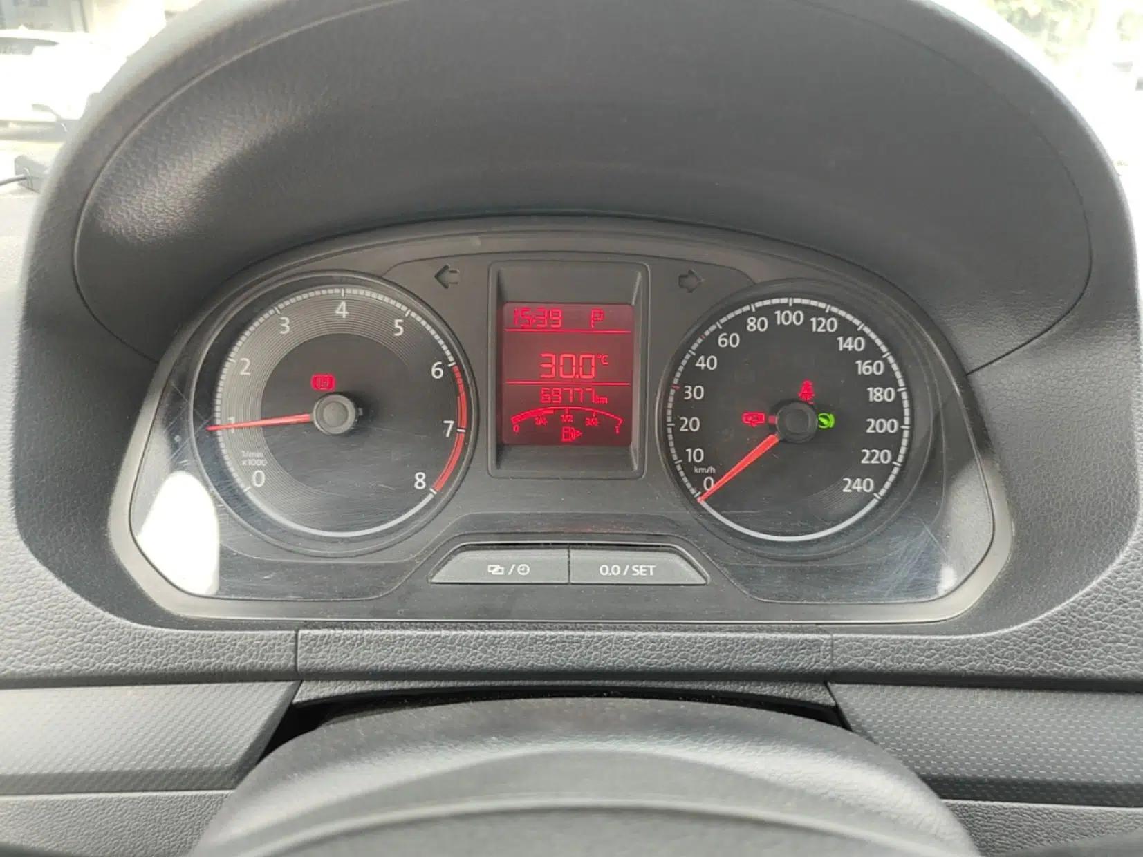Volkswagen Jetta 2019 Dream Edition 1.5L Automatic Fashionable Version — миниатюра 14