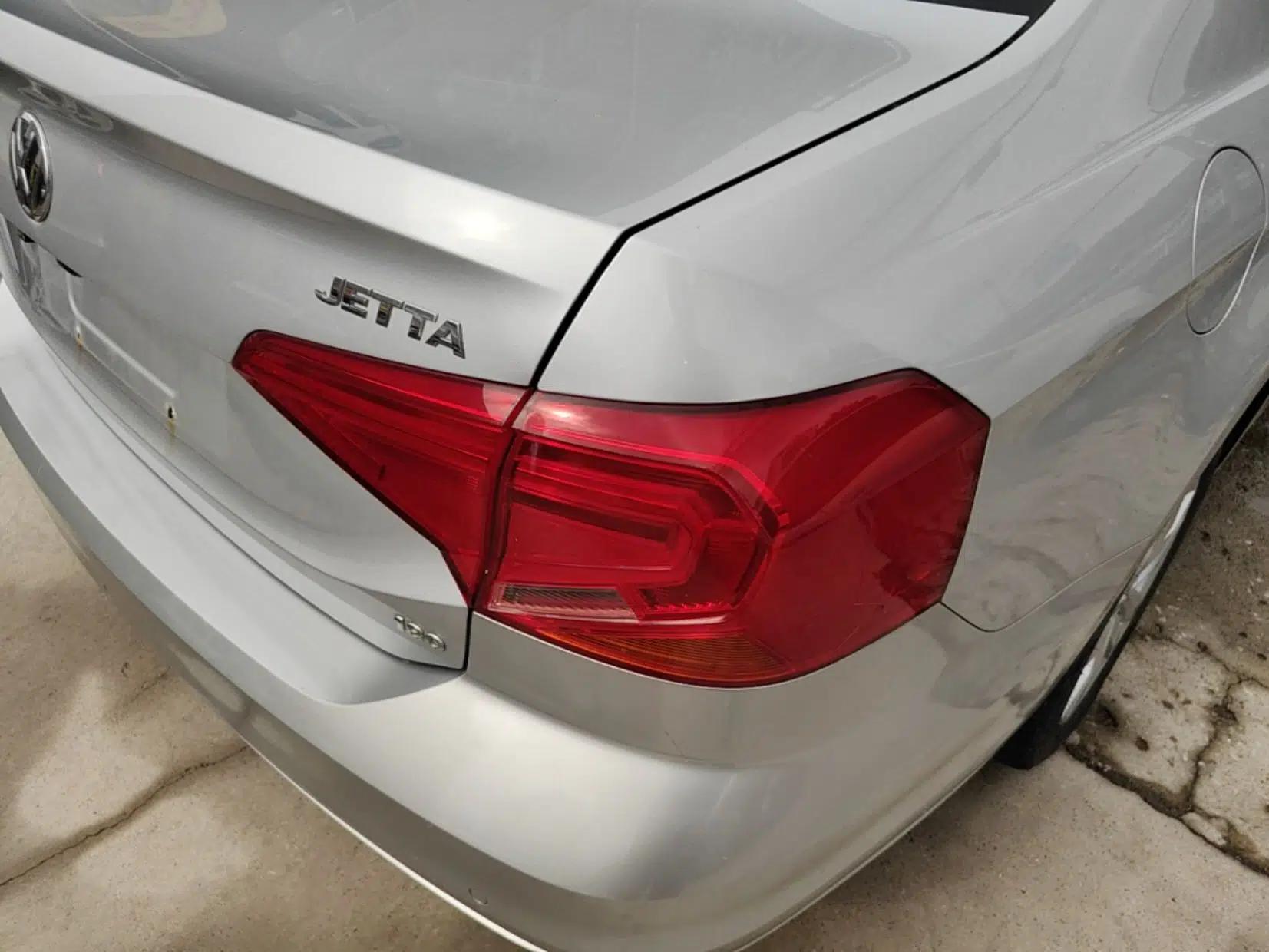 Volkswagen Jetta 2019 Dream Edition 1.5L Automatic Fashionable Version — миниатюра 9