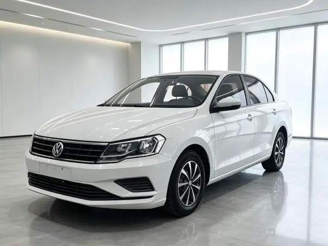 Volkswagen Jetta 2017 1.4L Manual Fashion Edition