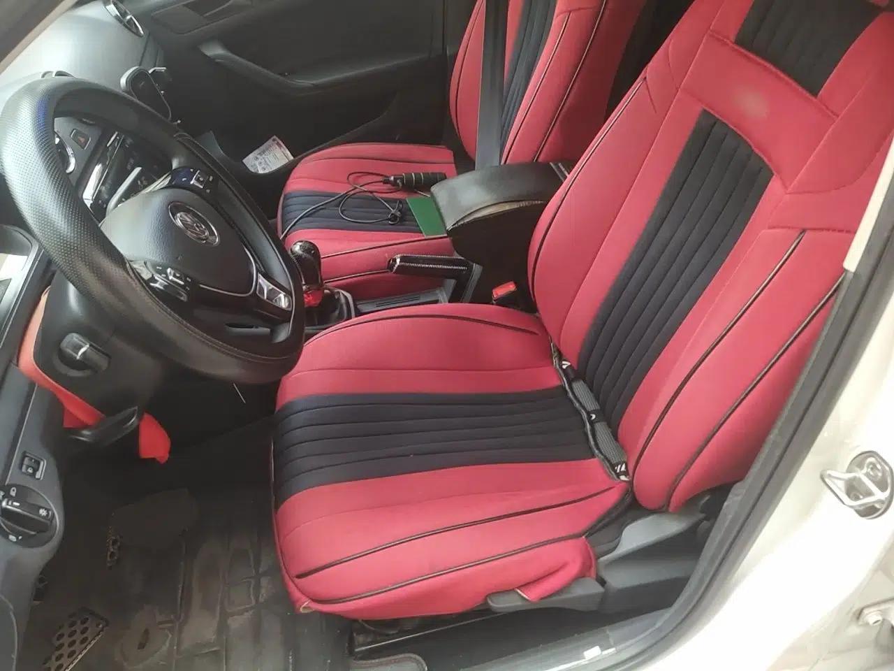 Volkswagen Jetta 2017 1.5L Manual Fashion Edition — миниатюра 15