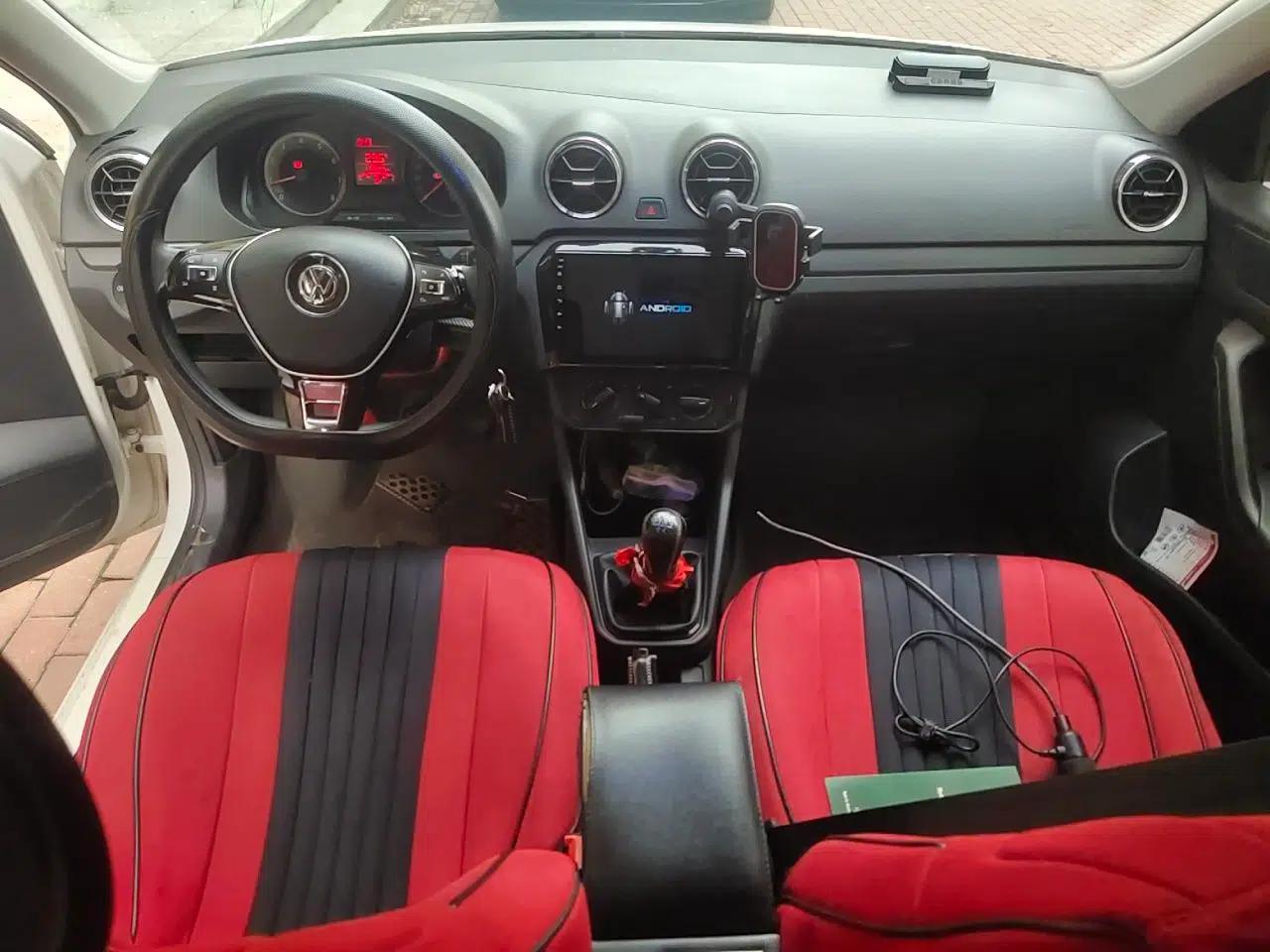 Volkswagen Jetta 2017 1.5L Manual Fashion Edition — миниатюра 9