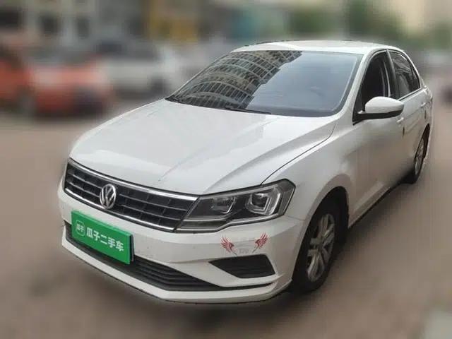 Volkswagen Jetta 2017 1.5L Manual Fashion Edition